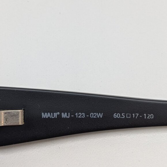 🕶️Made in Italy! Maui Jim MJ123-02W Wassup Sunglasses 60.5/17 120 /ALK144🕶️ - Picture 4 of 9